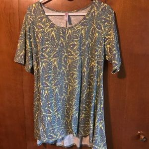 Almost New LuLaRoe Perfect T XL